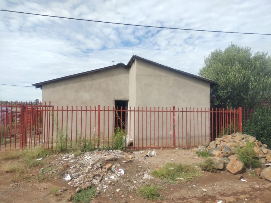 4 Bedroom Property for Sale in Botshabelo Free State
